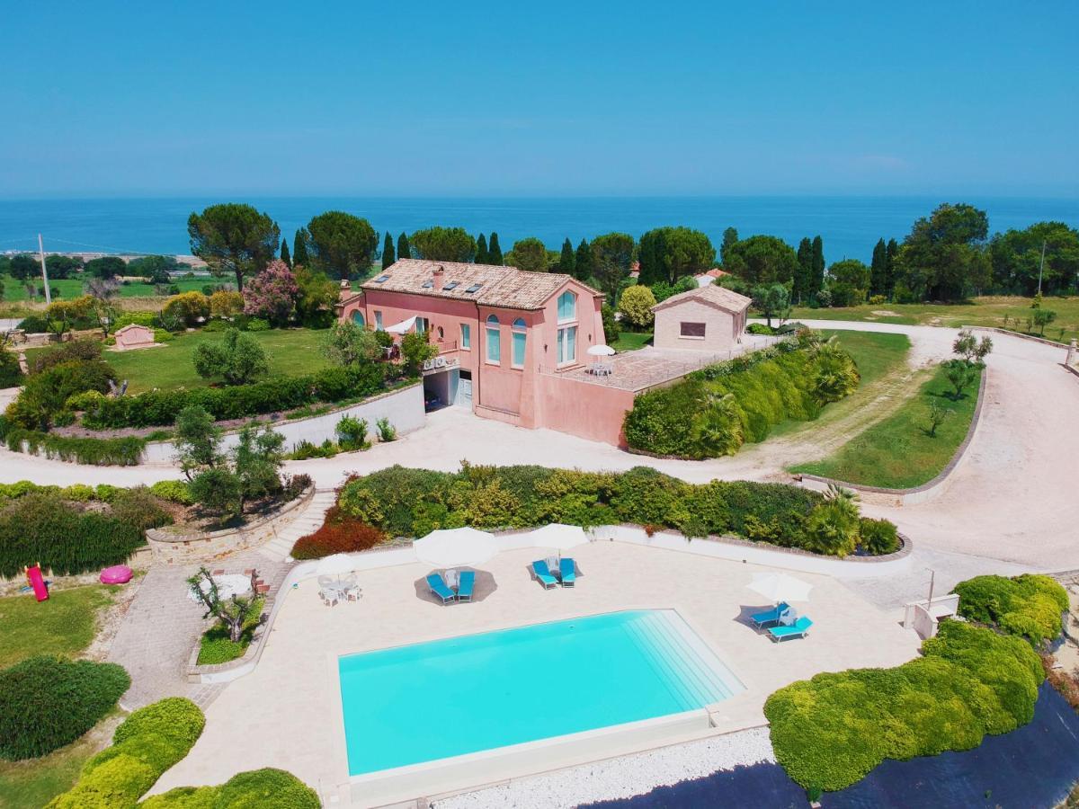 Nontiscordardime B&B Villa Agriturismo Civitanova Marche Luaran gambar